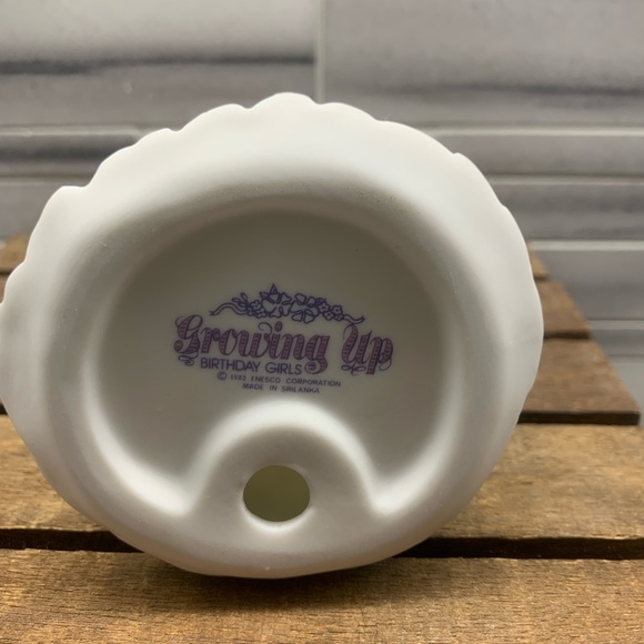 Vintage Enesco Growing Up Ceramic Birthday Girls Figurine -14 Yrs Old - Picture 6 of 6